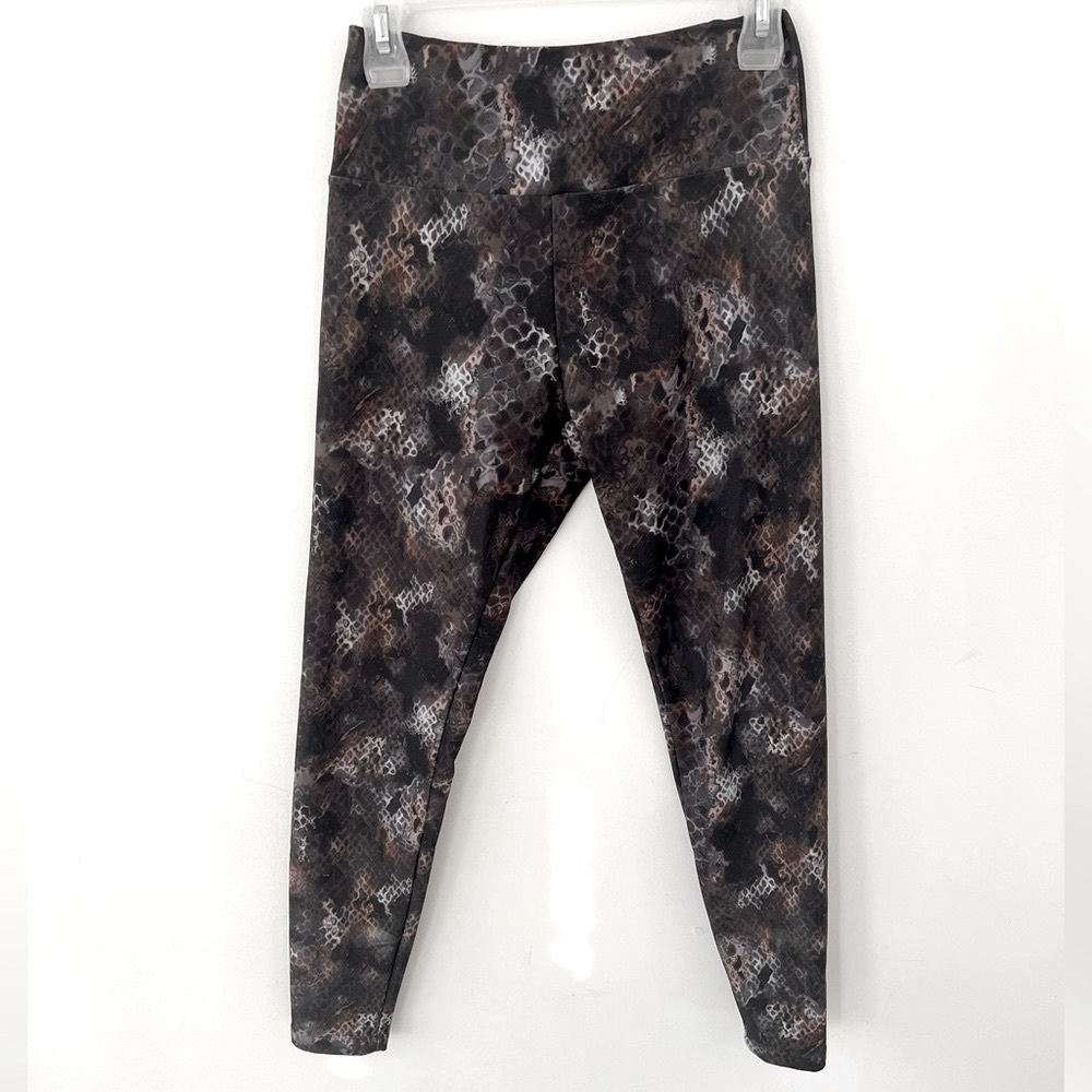 Women’s printed athletic leggings